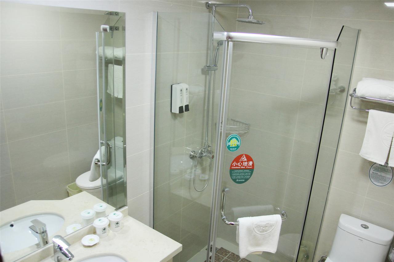 Greentree Inn Guangdong Shantou Gurao Gugui Road Business Hotel Exterior photo